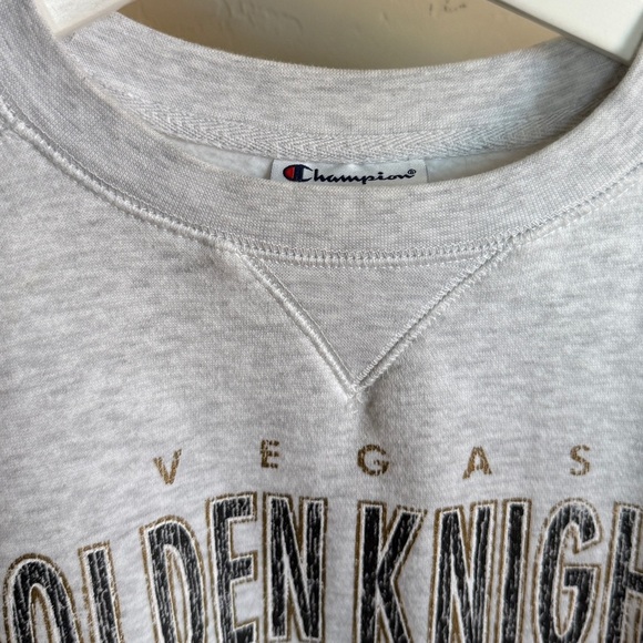 Champion Golden Knights NHL Women’s Crewneck Graphic Sweatshirt Medium Gray - Picture 5 of 9